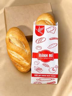 Túi giấy bánh mì - Mix nhiều mẫu in sẵn (100 cái/xấp - 5.000 cái/thùng) (Giấy Kraft Trắng Và Nâu Nhật mịn,đẹp) - ảnh 9