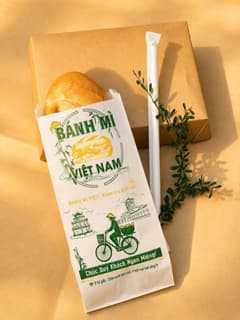 Túi giấy bánh mì - Mix nhiều mẫu in sẵn (100 cái/xấp - 5.000 cái/thùng) (Giấy Kraft Trắng Và Nâu Nhật mịn,đẹp) - ảnh 3