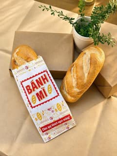 Túi giấy bánh mì - Mix nhiều mẫu in sẵn (100 cái/xấp - 5.000 cái/thùng) (Giấy Kraft Trắng Và Nâu Nhật mịn,đẹp) - ảnh 10