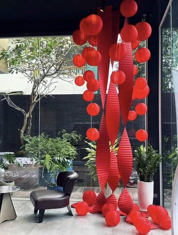 Dải giấy xếp dài gấp gợn sóng thả trần (màu đỏ) 3m | Phụ Kiện Decor trang trí | Mã DECORTET006_03 | Tổng kho phân phối đồ dùng 1 lần 1lan.vn